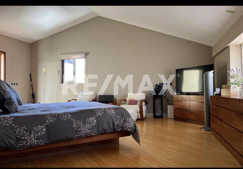 Imagen 17 de 30 de Casa En Venta Jardines Del Pedregal - (2)