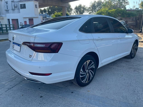 Volkswagen Vento Highline 1.4tsi Tiptronic 2019 Linea Nueva