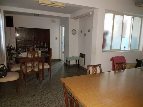Imagen 5 de 7 de Linda Casa 4 Ambientes En Buena Zona