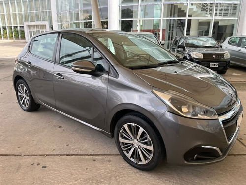 Peugeot 208 1.6 Allure