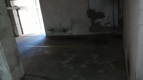 Imagen 2 de 8 de Cochera En Venta En Ramos Mejia Sur