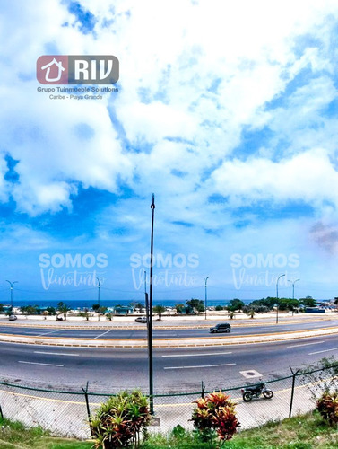 Alquiler - Apartamento En La Urb. Camuri Chico, Macuto, Estado La Guaira.