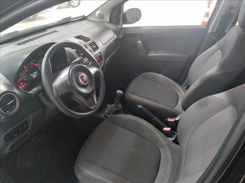 Imagem 10 de 14 de Grand Siena 1.4 Mpi Attractive 8v Flex 4p Manual