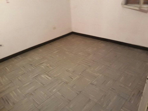 Imagen 8 de 9 de Departamento En Venta En Lanús