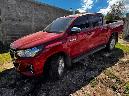 Toyota Hilux Pick-up 2.8 Cd Srv 177cv 4x4