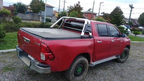 Toyota Hilux 2.4 Mt Sr.