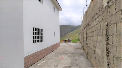 Imagen 13 de 14 de Tomhouse Colinas Avp Calle Petaquire