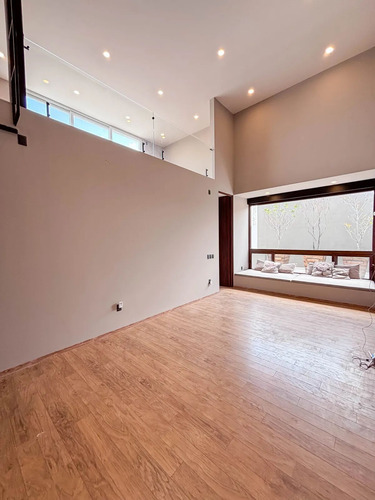 Casa En Venta En Misión San Jerónimo. 2