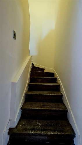 Casa En Venta De 4 Dorm. En Ñuñoa