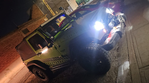 Jeep Wrangler Sahara 4x4 At
