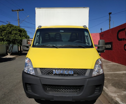 Iveco Daily 35s14 2014 Baú Covelp Americana
