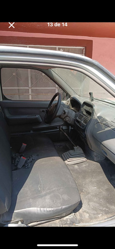 Nissan NP300 2.5 Tdi Chasis 4x4 Mt