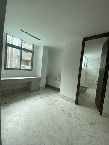 Imagen 9 de 14 de Apartamento De Lujo Caracas, La Castellana
