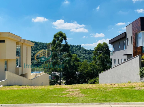 Imagem 2 de 29 de Excelente Lote - Tamboré 11 - Em Uma Das Melhores Ruas Do Condomínio - Leve Declive - 560 M2 - 827