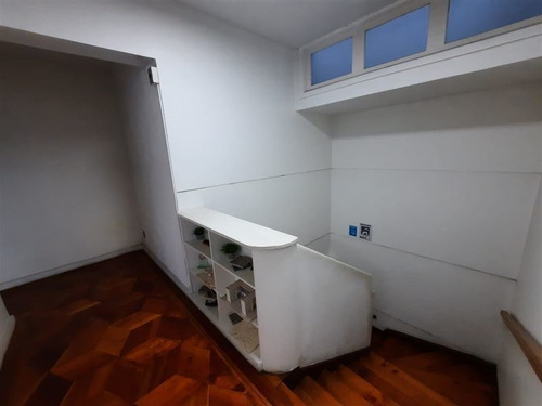 Imagen 5 de 10 de Excelente Oficina-casa Comercial En Venta En Providencia