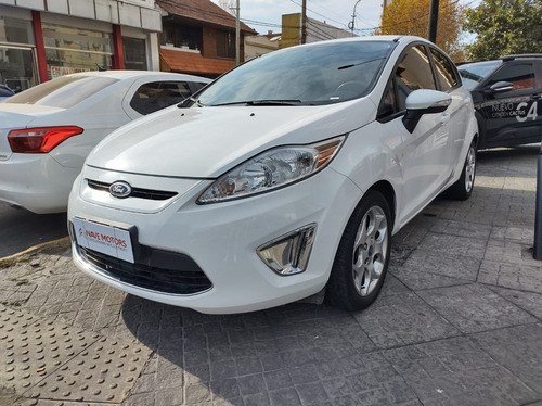 Imagen 16 de 19 de Ford Fiesta Titanium 2013