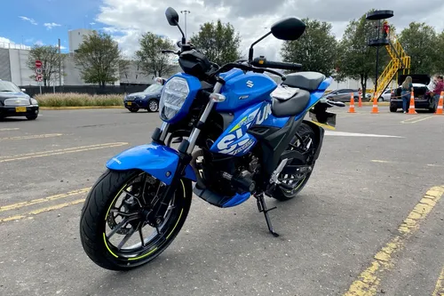 O L X Moto Suzuki 150 Naked Gixxer Motos TuCarro