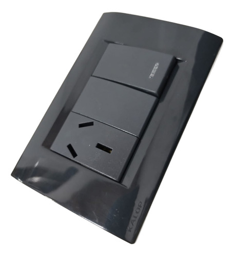 Llave De Luz Armada Punto + Toma 20a Kalop 20 A 220v Negro