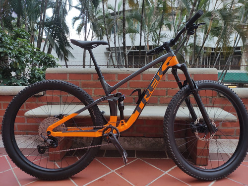 Trek Fuel Ex-5 Talla M/l Rin 29 - Deore 12 Velocidades