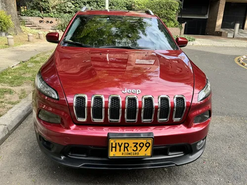 Jeep Cherokee 3.2 Longitude Plus