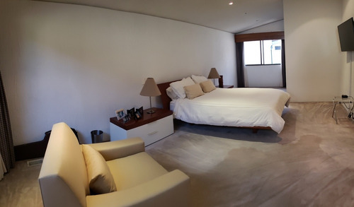 En Exclusiva!! Excelente Casa A La Venta De Un Solo Nivel !
