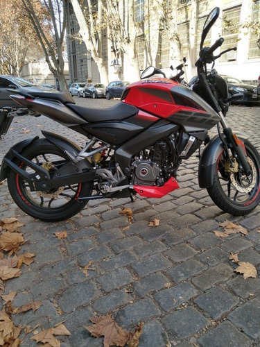 Bajaj Rouser Ns 200