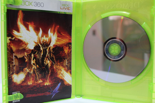 Devil May Cry 4 Standard Edition (Usado)