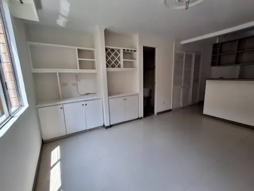 Apartaestudio En Arriendo Los Colores