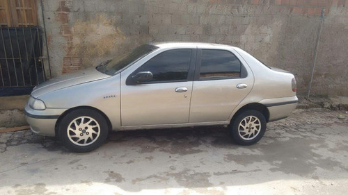 Fiat Siena 2000 1.0 6 Marchas 4p