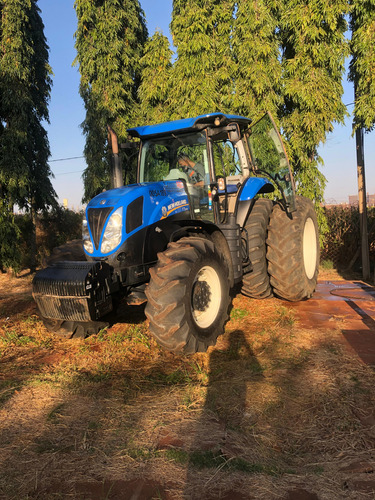 Trator New Holland T7205 Ano 2023