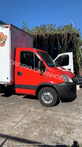 Imagem 10 de 15 de Iveco 35s14