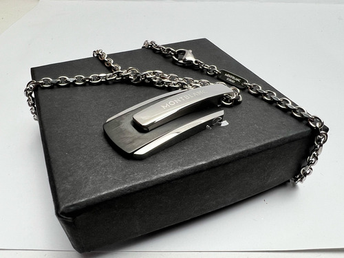 Collar Titanium Acero Inoxidable Top Con Caja Plateado (Usado)