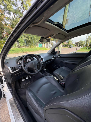Peugeot 207 1.6 Sedan Xt
