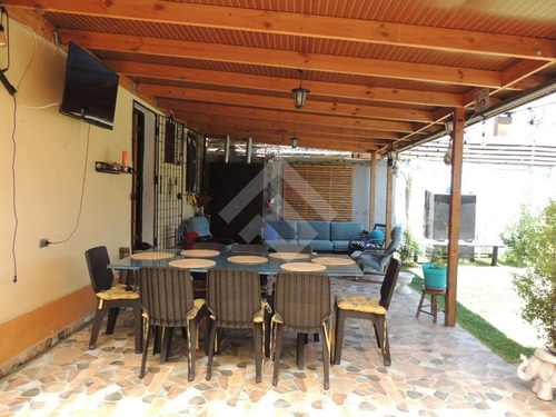 Venta Casa, La Cisterna 4 Dormitorio 4 Baños Estacionamiento