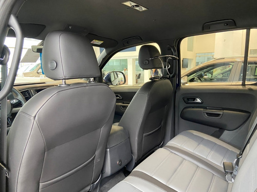 Imagen 13 de 25 de Volkswagen Amarok Highline 3.0l 258cv 4x4 At 2023 Stock Sb