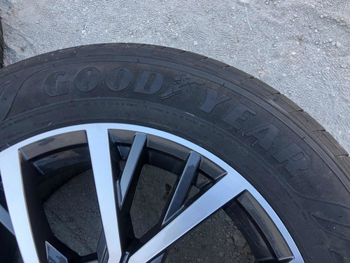 Llanta Good Year Asuransse Finesse 215/65r17 99h Tiguan Vw (Usado)