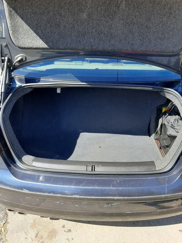 Volkswagen Vento 2.5 Luxury Wood Tiptronc 2007