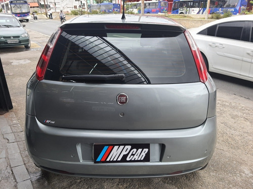 Imagem 7 de 8 de Punto 2012 1.6 Essence Dualogic 68.000km