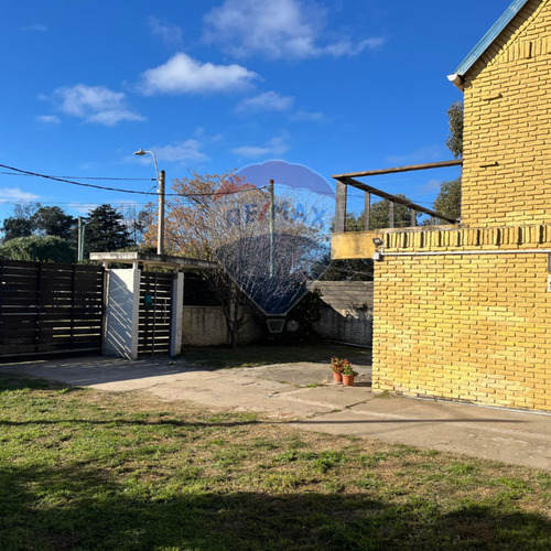 Venta De Casa Villa Argentina 3 Dormitorios