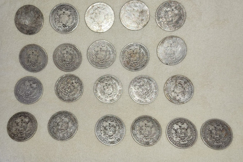 Imagen 1 de 1 de Colección De Monedas De Plata De 5 Bs. Fuertes, 1879 Al 1936