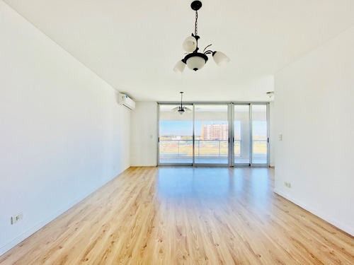 Imagen 4 de 30 de Increible Departamento De 3 Ambientes, 2 Baños, Con Gran Terraza Al Lago, Portezuelo Nordelta!