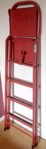 Escalera Raga Hierro Roja Plegable Bandeja 4 Peldaño Liviana