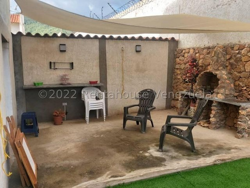 Venta De Casa En La Juan Baustista Margarita