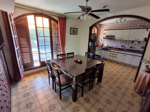 Imagen 12 de 30 de Casa En Av. Argentino Valle - Villa Elvina- S.rosa