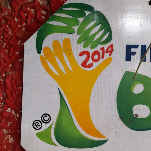Imagem 5 de 5 de Copa Do Mundo Brasil 2014 Placas Originais Metal 60 Cm Cada