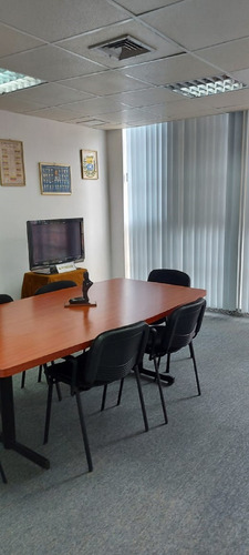 Imagen 6 de 8 de Traspaso Fondo De Comercio. Tipo Oficina.