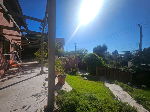 Tejada 7dormt+estar+5baños+3estac+piscina