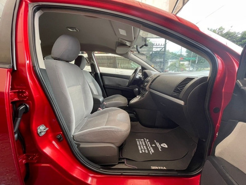 Imagen 9 de 15 de Nissan Sentra 2010 2.0 Sport Road Cvt