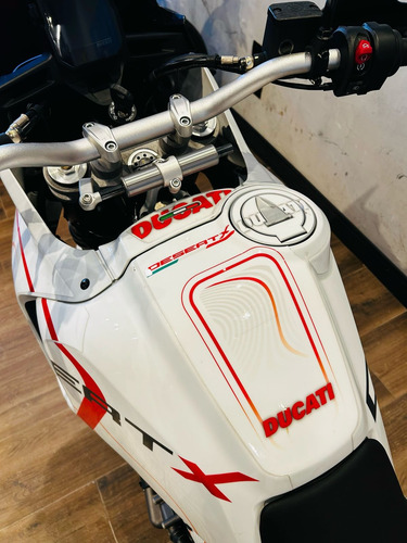 Ducati Desert X 950 2023