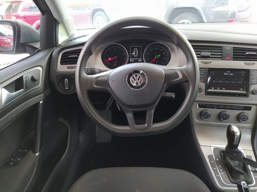 Volkswagen Golf 2015 Trendline Tp 1600cc R15